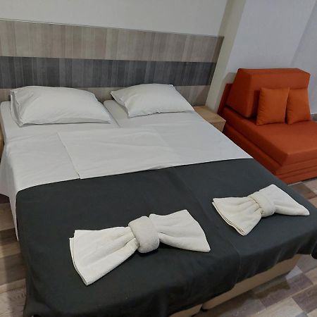 Guest House Tedi ساباريفا بانيا المظهر الخارجي الصورة