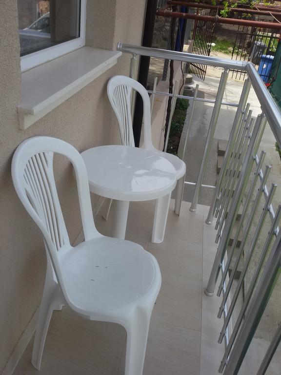 Guest House Tedi ساباريفا بانيا المظهر الخارجي الصورة