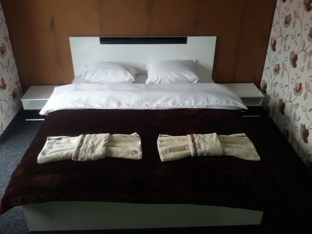 Guest House Tedi ساباريفا بانيا المظهر الخارجي الصورة