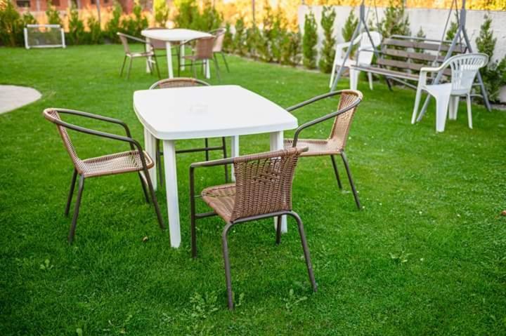 Guest House Tedi ساباريفا بانيا المظهر الخارجي الصورة